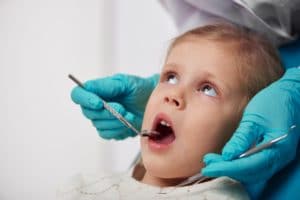 bad habits that lead to tooth decay in children